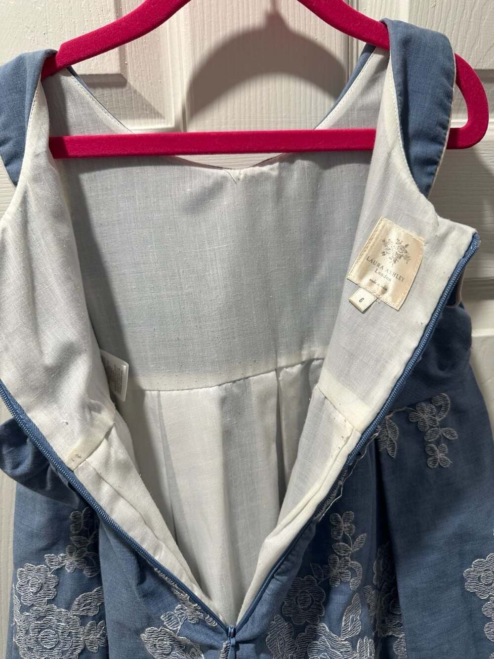 Laura Ashley London Girls Blue Floral Embroidered Dress Size 6 - Picture 3 of 5